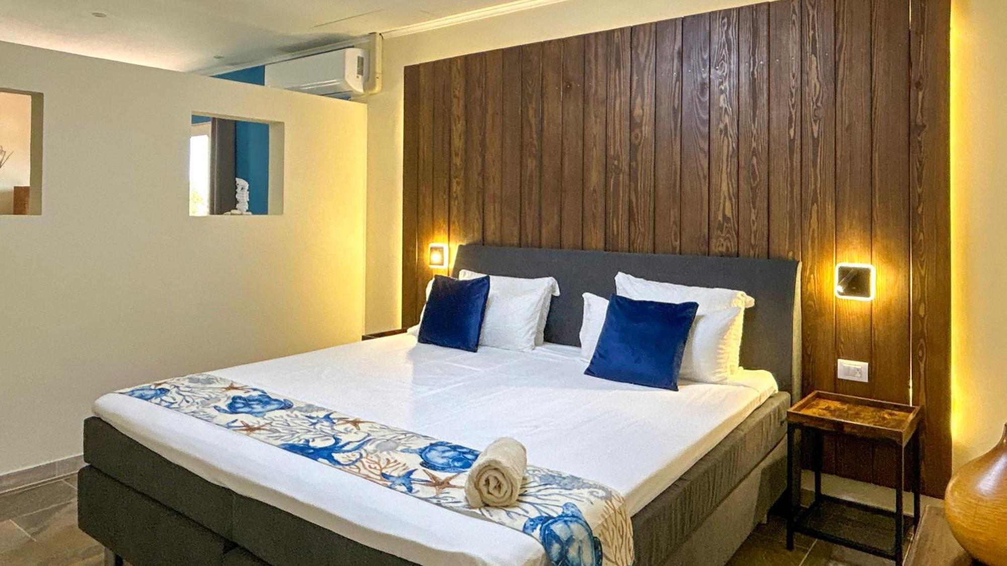 Sonrisa Boutique Hotel - Adults Only คราเลนไดค์ ภายนอก รูปภาพ