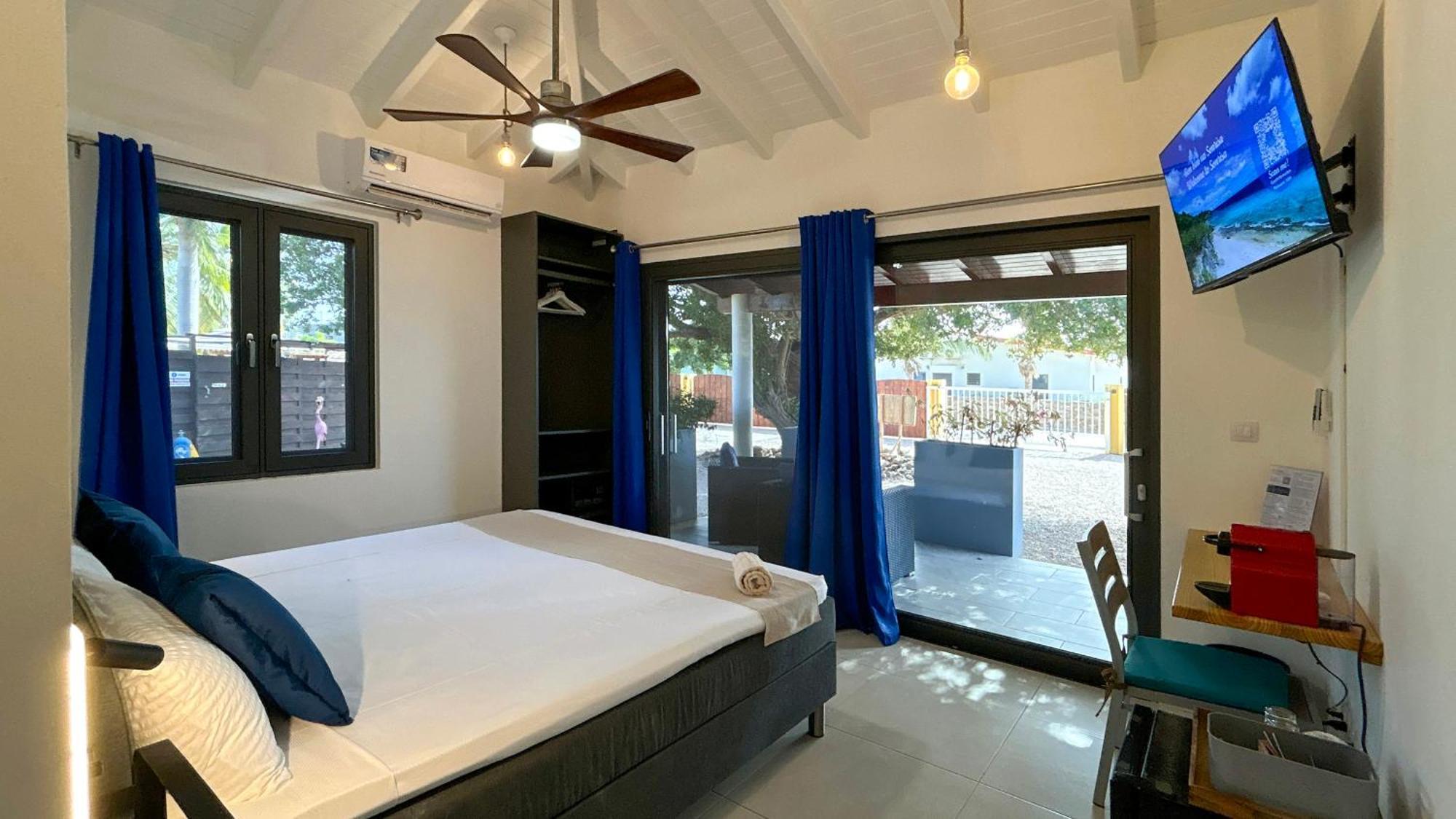 Sonrisa Boutique Hotel - Adults Only คราเลนไดค์ ภายนอก รูปภาพ